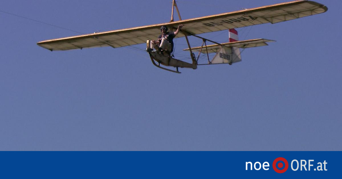Flugshow-erinnert-an-historischen-Segelflug